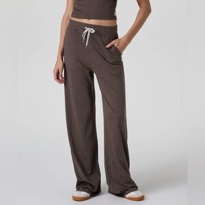 NEW VUORI halo essential wideleg